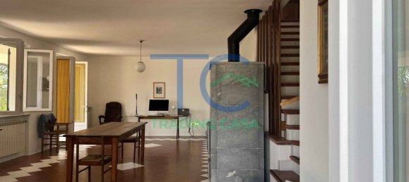3 bedrooms Villa in Bettola, Italy No. 301319 2