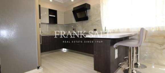 3 bedrooms Apartment in Attard, Malta No. 6582 7