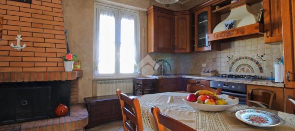 4 bedrooms Apartment in Loreto, Italy No. 343286 10