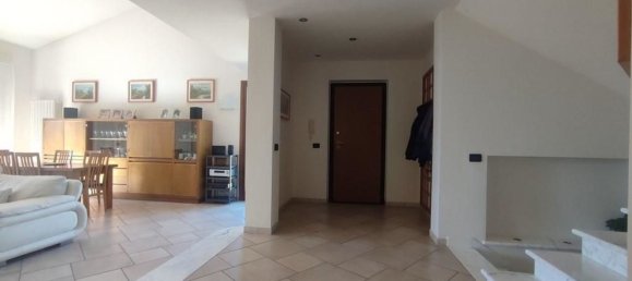 Вилла с 5 комнатами в Луни, Италия № 94391 17