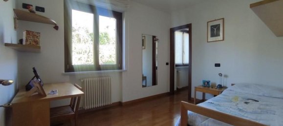 Вилла с 5 комнатами в Луни, Италия № 94391 5