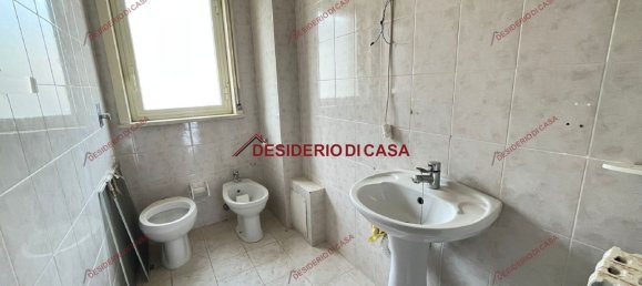 4 rooms Apartment in Villabate, Italy No. 78572 3
