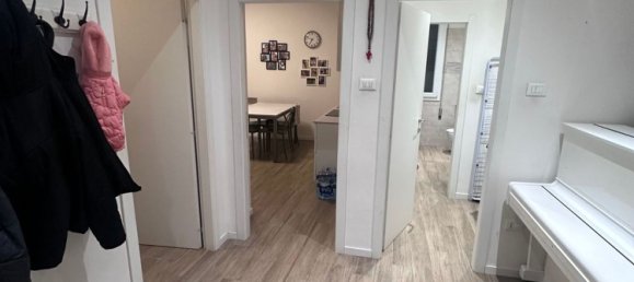4-salle Appartement à Rovigo, Italy No. 74125 2