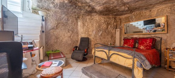 3 bedrooms House in Luynes, France No. 275294 4