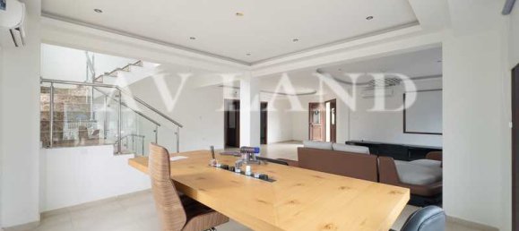 5 bedrooms House in Empa, Cyprus No. 14713 13