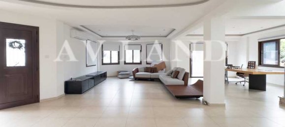 5 bedrooms House in Empa, Cyprus No. 14713 14