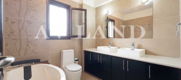 5 bedrooms House in Empa, Cyprus No. 14713 3