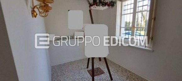 11 bedrooms Villa in Pordenone, Italy No. 358369 10