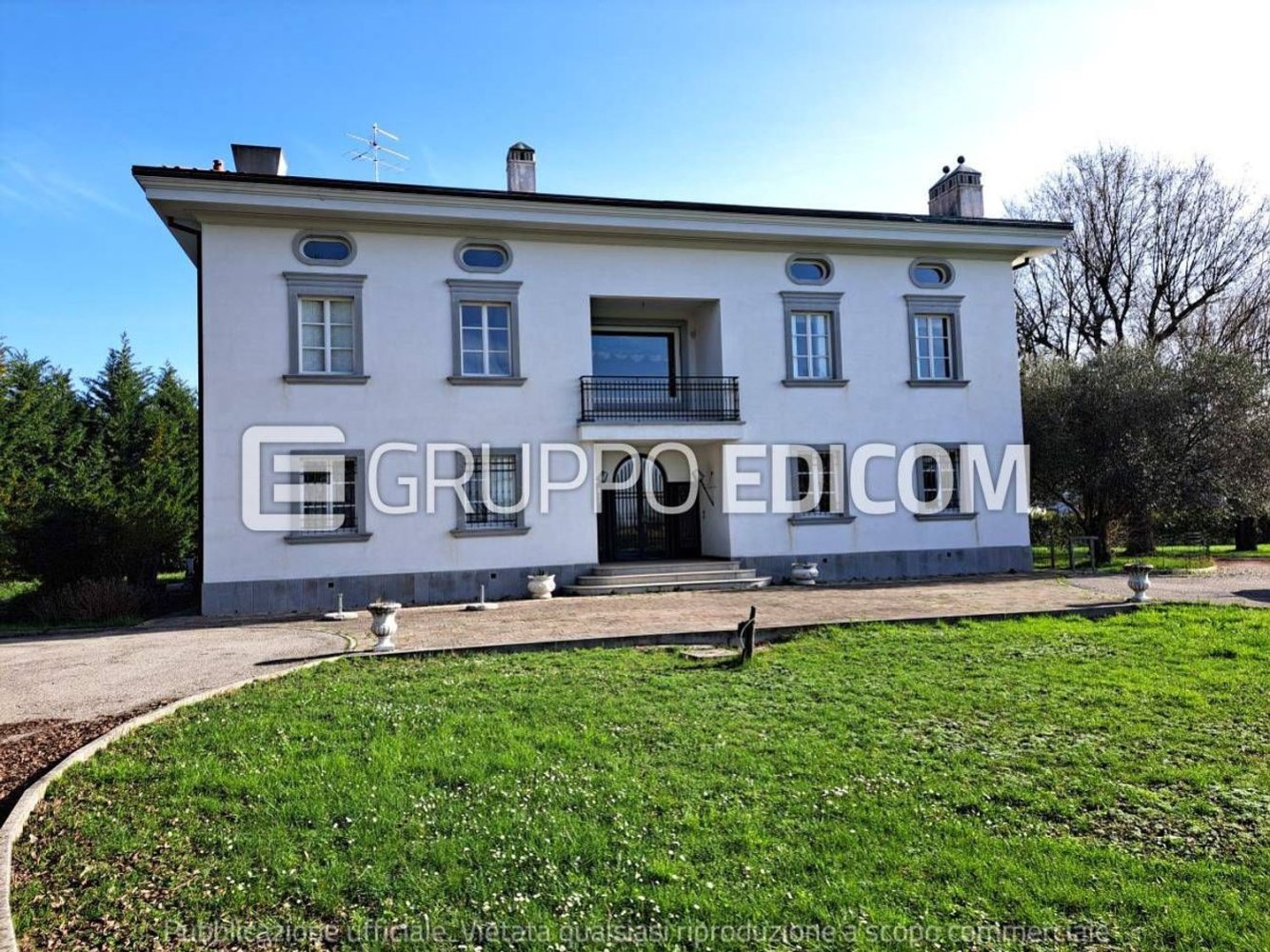 11 bedrooms Villa in Pordenone, Italy No. 358369