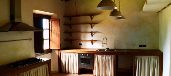 8 rooms House in Laterina Pergine Valdarno, Italy No. 256426 6