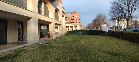 مرآب في Voghera, Italy 41متر مربع رقم 146054 22