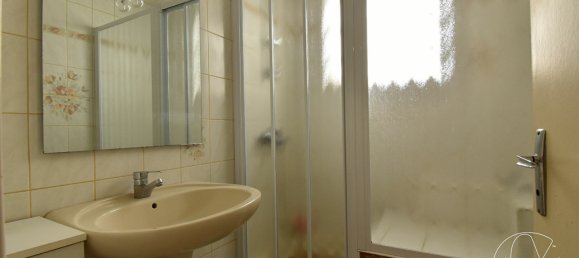 2 bedrooms House in Senlis, France No. 231668 11