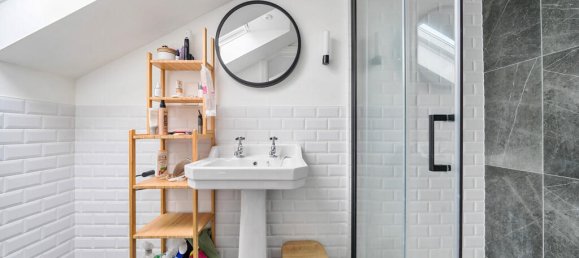 4 bedrooms House in London, United Kingdom No. 7801 30