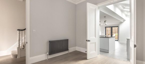 4 bedrooms House in London, United Kingdom No. 7801 21