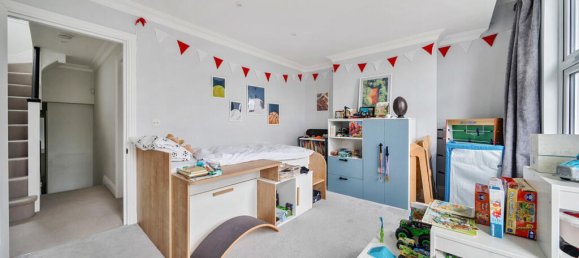 4 bedrooms House in London, United Kingdom No. 7801 15