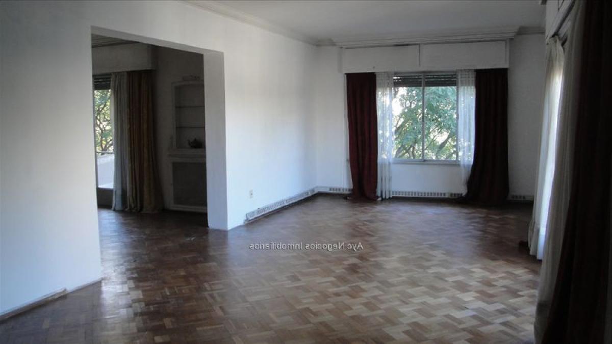 3 غرف نوم شقة في Montevideo, Uruguay رقم 12455