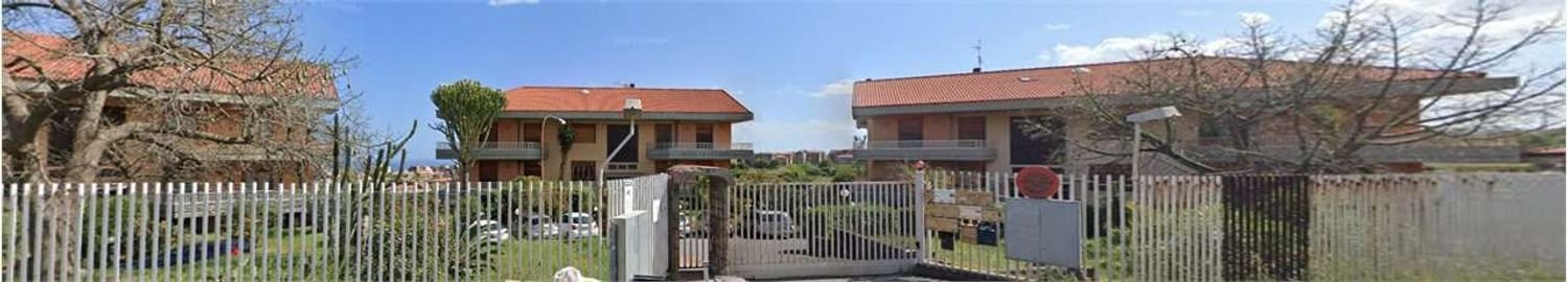 4-salle Appartement à Acireale, Italy No. 46986