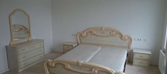 1080m² Building in Stuttgart, Germany No. 361855 32