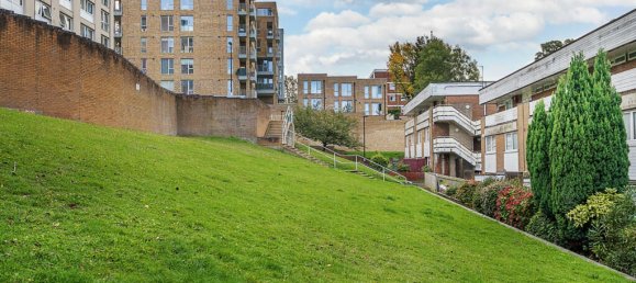 1 bedroom Apartment in London, United Kingdom No. 7730 27