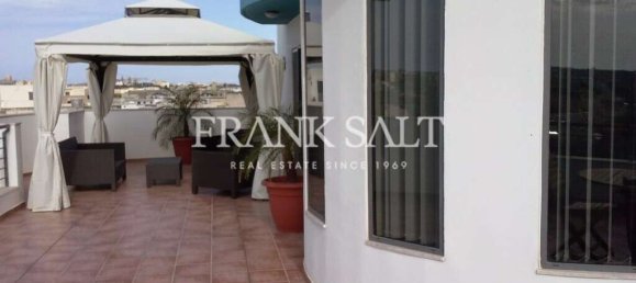 Пентхаус с 2 спальнями в Мсида, Мальта № 10089 3