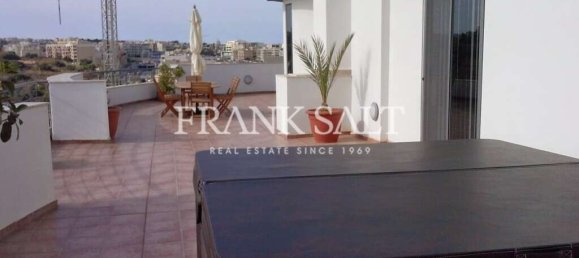 Пентхаус с 2 спальнями в Мсида, Мальта № 10089 2