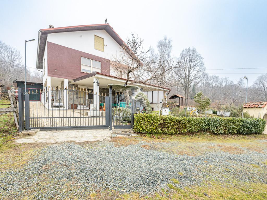 Villa T2 em Varisella, Italy N.º 144010