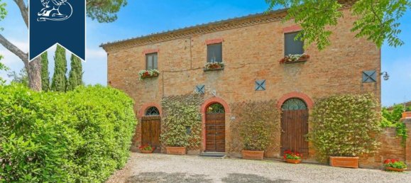 800m² Commercial property in Monteroni d'Arbia, Italy No. 232197 10