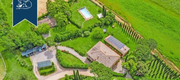 800m² Commercial property in Monteroni d'Arbia, Italy No. 232197 34