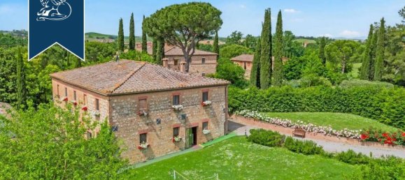 800m² Commercial property in Monteroni d'Arbia, Italy No. 232197 6