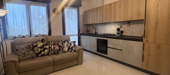 3 rooms Apartment in Copparo, Italy No. 297802 4