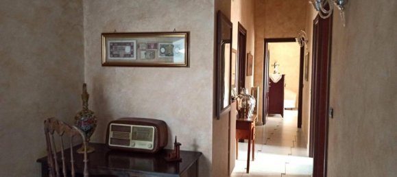5 rooms Apartment in Mercogliano, Italy No. 29915 10