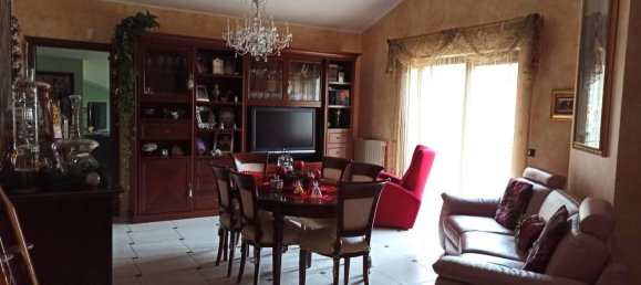 5 rooms Apartment in Mercogliano, Italy No. 29915 7