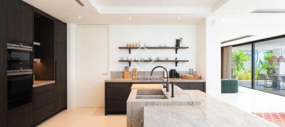 Villa de 5 dormitorios en Ibiza, Spain No. 183989 12