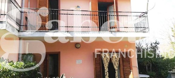 2 Schlafzimmer Villa in Galluccio, Italy, Nr. 32906 14