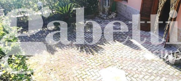 2 Schlafzimmer Villa in Galluccio, Italy, Nr. 32906 3