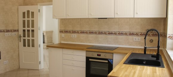 3 bedrooms Villa in Lagoa, Portugal No. 92103 8