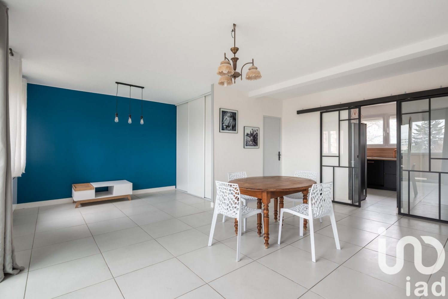 2 bedrooms Apartment in Grenoble, France No. 245188