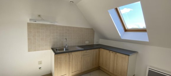 160m² Building in Grandfresnoy, France No. 161088 3