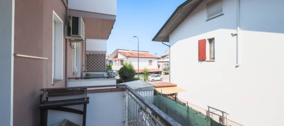 3 Schlafzimmer Haus in Ravenna, Italy, Nr. 354549 47