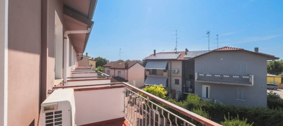 3 Schlafzimmer Haus in Ravenna, Italy, Nr. 354549 32