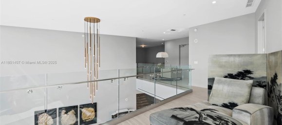 5 chambres propriété commerciale à vendre à Miami, Miami-Dade, Florida, USA № 614674 23