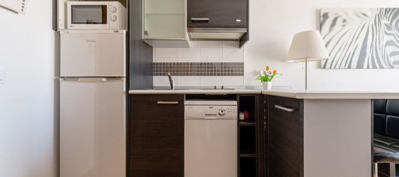 1 Schlafzimmer Doppelhaus in Madrid, Spain, Nr. 138961 3