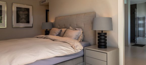 Villa de 4 dormitorios en Marbella, Spain No. 112791 25