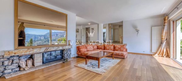 4 bedrooms Villa in Nice, France No. 298430 8