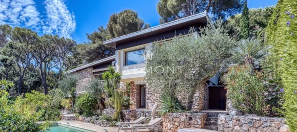 4 bedrooms Villa in Nice, France No. 298430 22