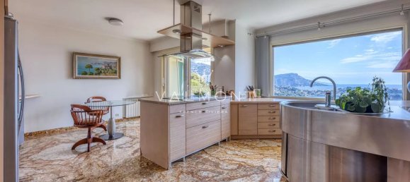 4 bedrooms Villa in Nice, France No. 298430 10