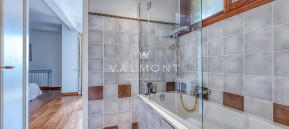 4 bedrooms Villa in Nice, France No. 298430 17