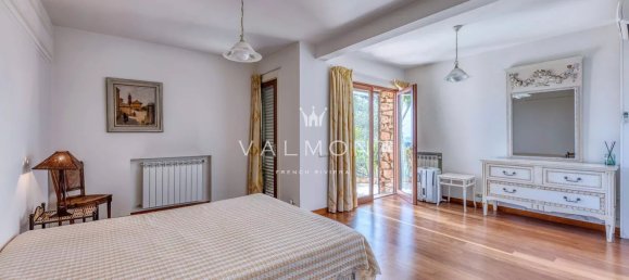 4 bedrooms Villa in Nice, France No. 298430 16