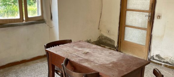 4 rooms Apartment in Corte Brugnatella, Italy No. 17308 3