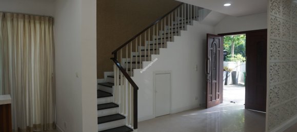 300m² House in Thu Duc, Vietnam No. 10546 2